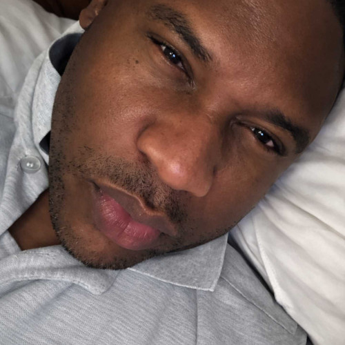 shervon W. profile photo