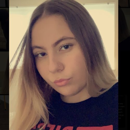 Kayleigh  V.