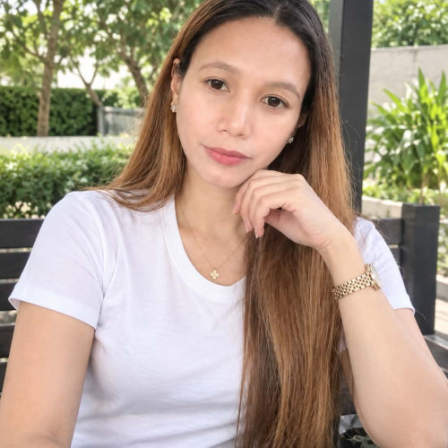 Esmeralda  R. profile photo