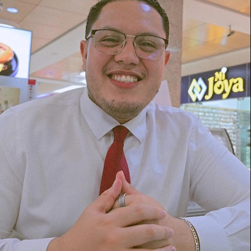 Oscar J. profile photo