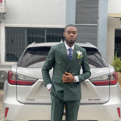 Ebere O. profile photo