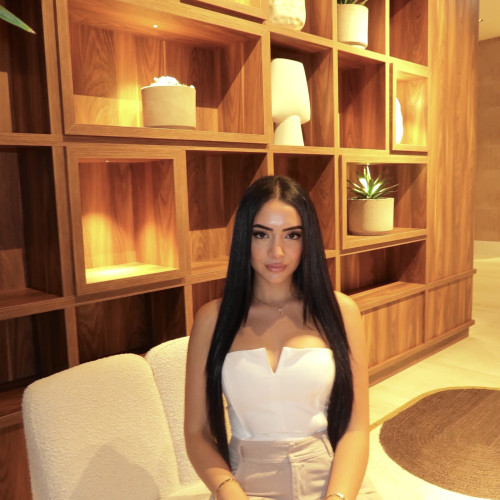 Larissa Y.