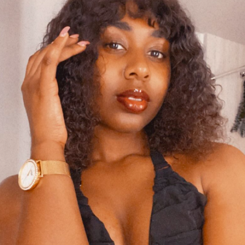 Dee I. profile photo