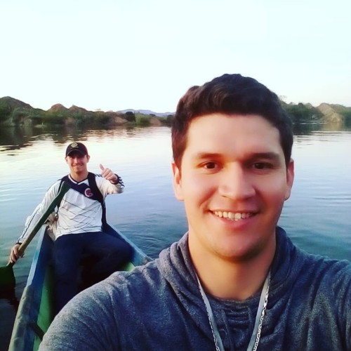 Edwar  R. profile photo