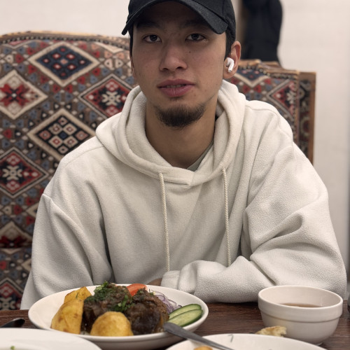 Bolsunbek K. profile photo