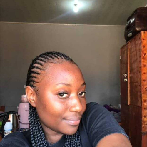 Taniah C.