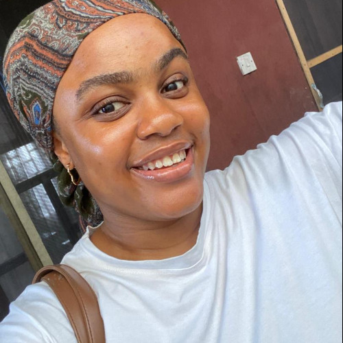 Esther O. profile photo