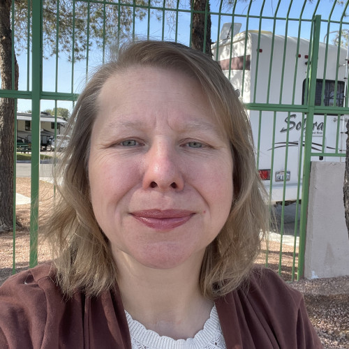 Alice  E. profile photo