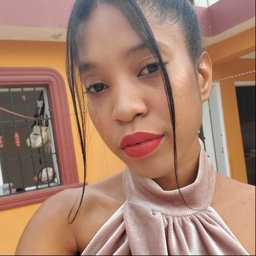 Helene R. profile photo