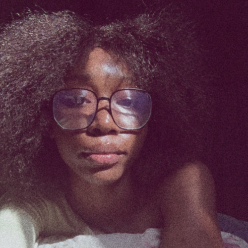 Muna  L.