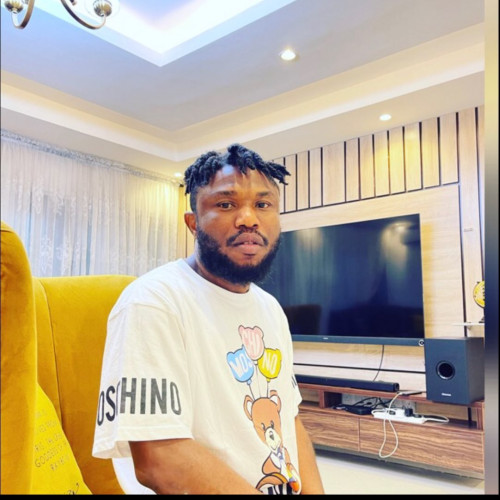Eze E. profile photo