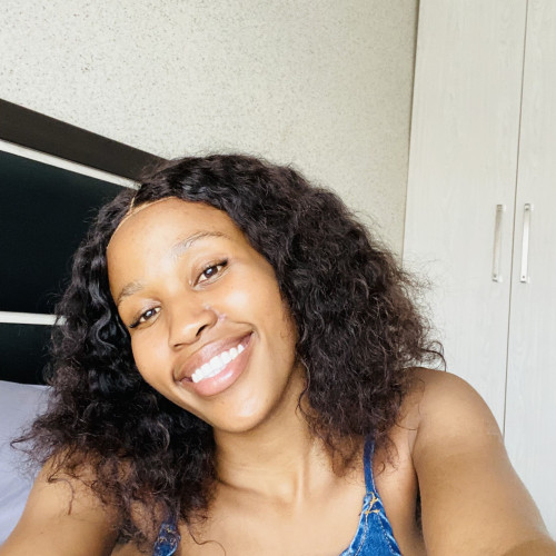 Julia M. profile photo