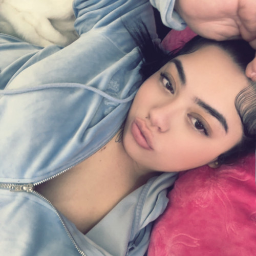 Mia  O. profile photo