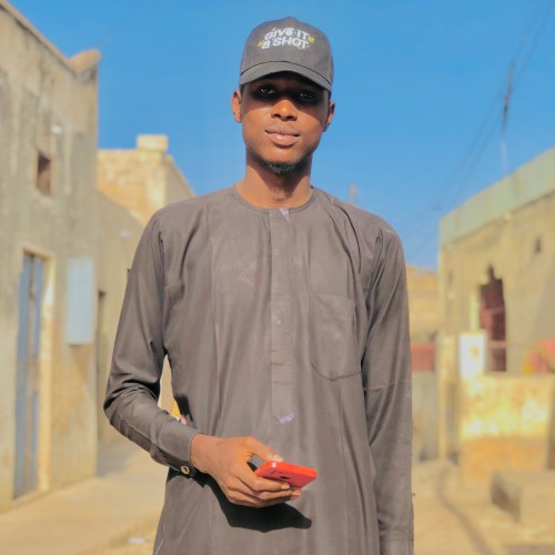 Nura A.