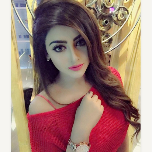 Ayesha  R.