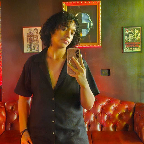 Santi l. profile photo