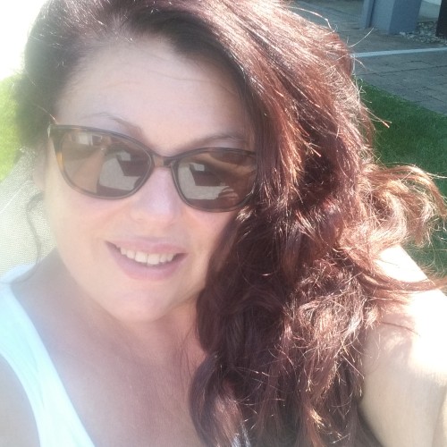 Tara R.
