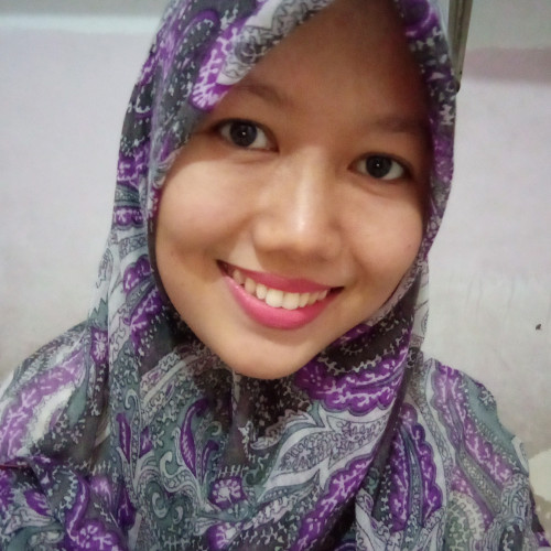 Reyza m. profile photo