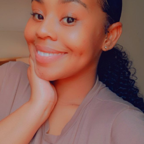 Lauryn  E.