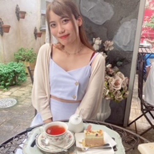 karin y. profile photo