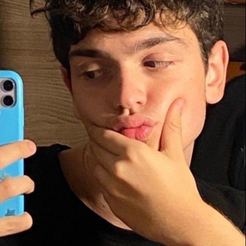 Omar E. profile photo