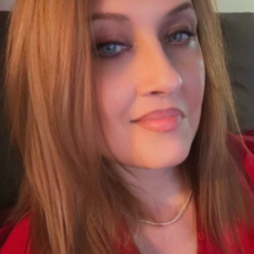 Catalina  C. profile photo