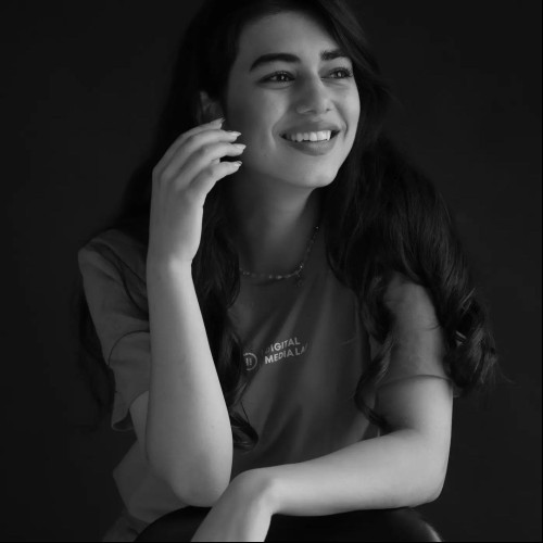 Fariza J.