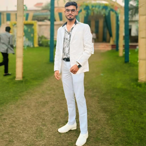 Pujan R. profile photo