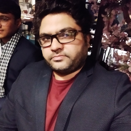 Nur K. profile photo