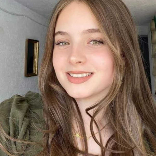 Evie J.