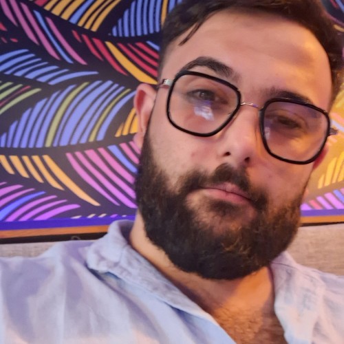 Helmi  K. profile photo