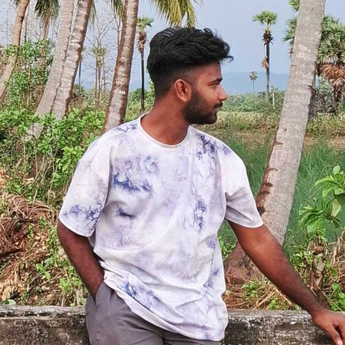 rishi r. profile photo