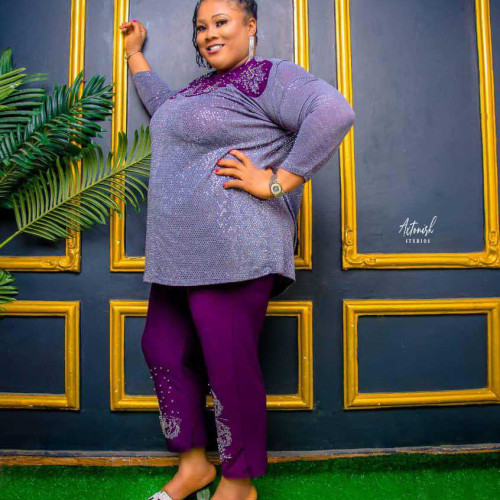 Queendarline nneka u. profile photo