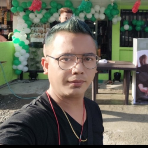 Jhomar M.