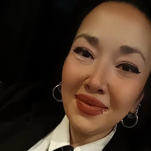 Ivaa M. profile photo