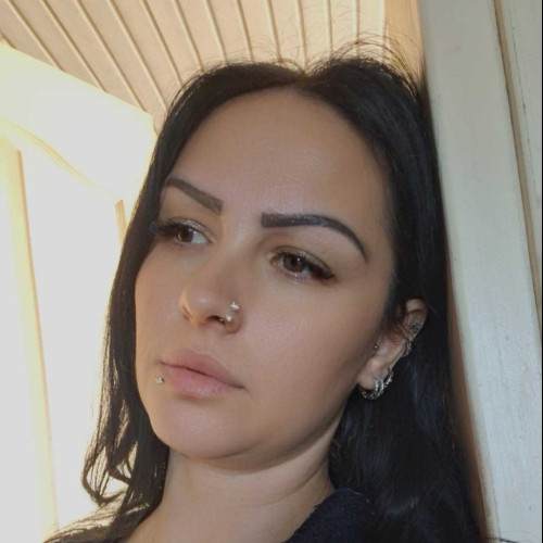Melek K. profile photo