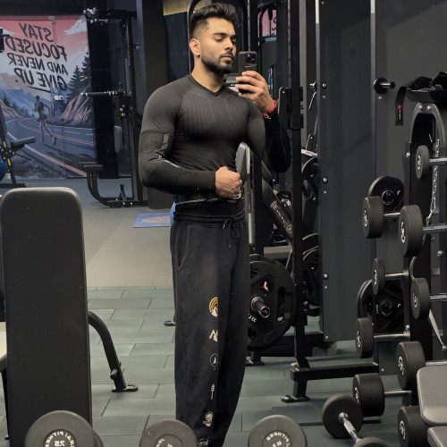 ashu S. profile photo