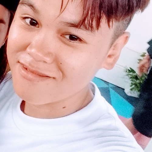 Krystelle D.