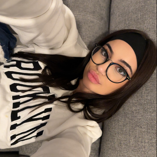 María V. profile photo