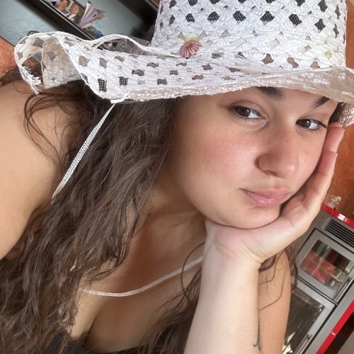 Carla  L.