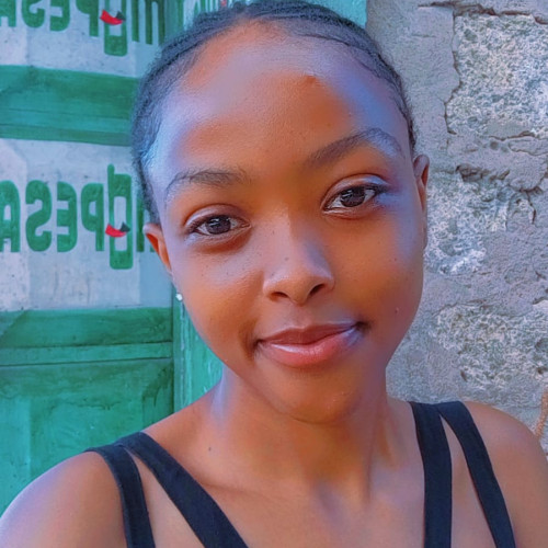 Esther K. profile photo