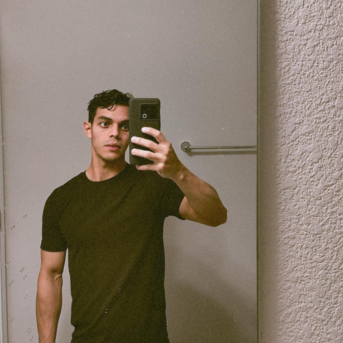 Hector R. profile photo
