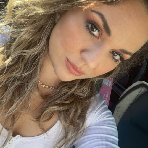 Marylin M. profile photo