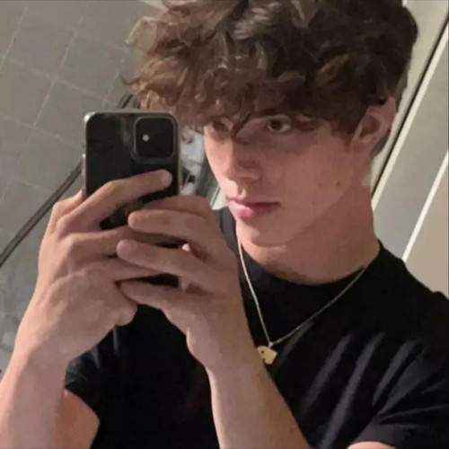 Esrom I. profile photo