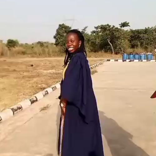 Esther  O. profile photo