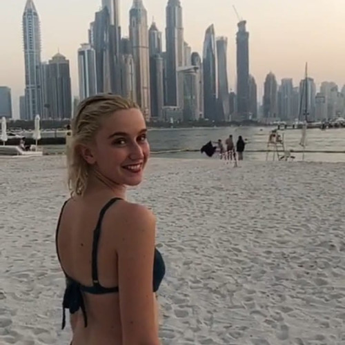 Anabella H.
