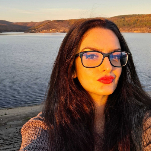 mariella g. profile photo