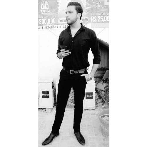 Shahmeer S.