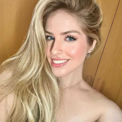 Vivianne L. profile photo