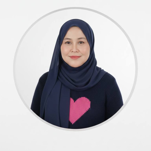 elyna M. profile photo